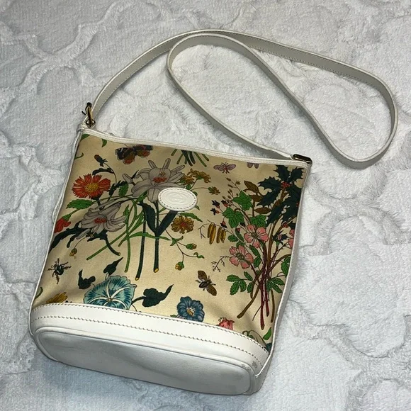 Gucci VTG Flora Messenger Bag - Picture 4 of 17